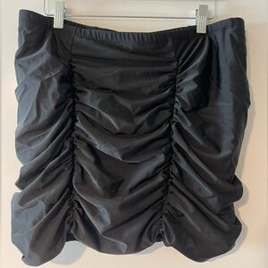 Torrid Black Swim Skirt Size 2